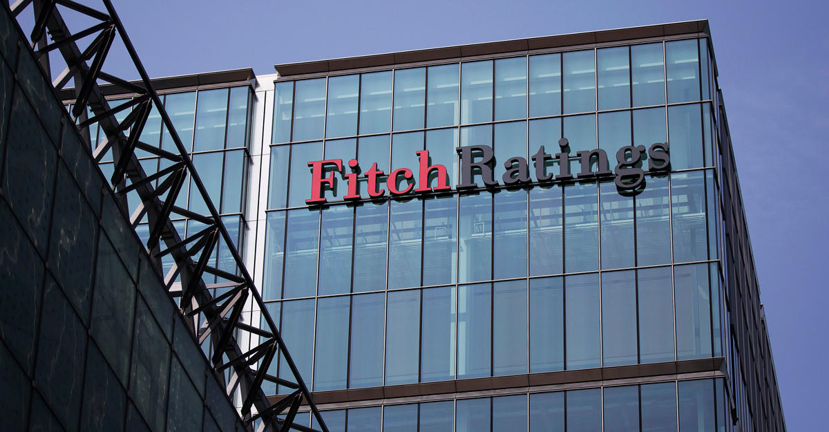 Fitch понизило крединтный рейтинг США
