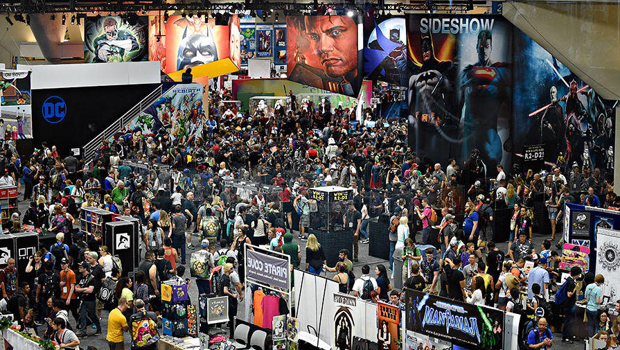 Красочный фестиваль Comic Con в Сан-Диего
