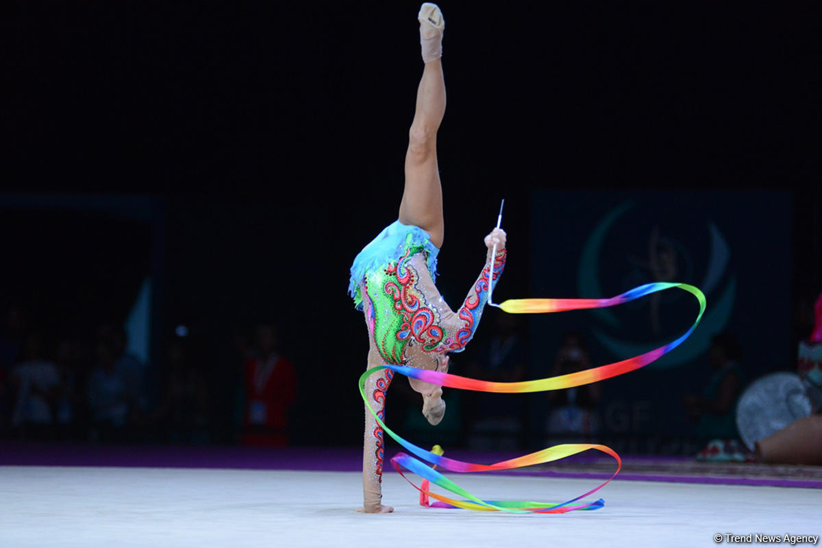 Лучшие кадры финала Кубка мира по художественной гимнастике в Баку