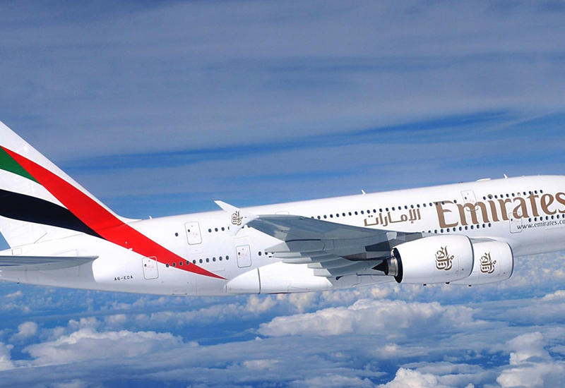 ЧП на борту самолета Emirates