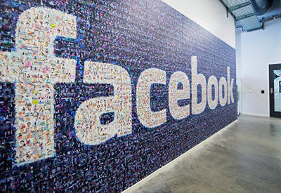 Facebook разрабатывает смартфон с меняющимися деталями