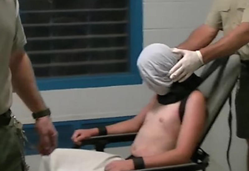 Страшные кадры издевательств австралийских тюремщиков над детьми