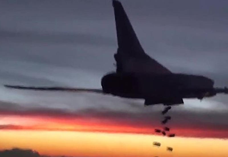 Российские бомбардировщики уничтожили 6 крупных складов боеприпасов "ИГ"