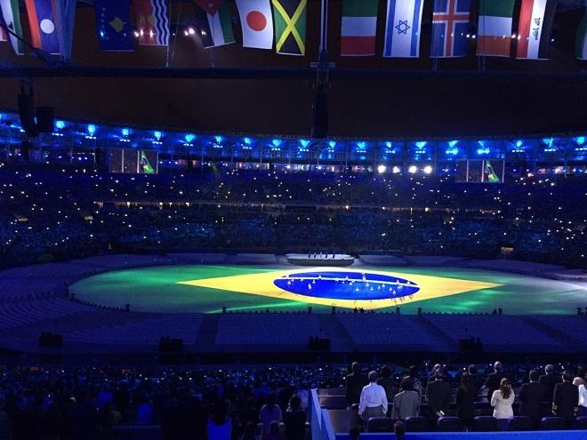Красочная церемония закрытия Олимпиады в Рио