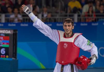 Zirvəyə yol: Olimpiya çempionu Radik İsayevin həyat və mübarizəsindən bəzi ştrixlər <span class="color_red">- FOTO</span>