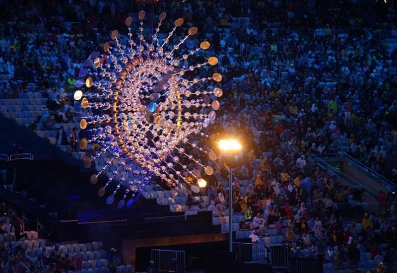 Красочная церемония закрытия Олимпиады в Рио