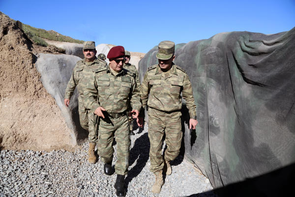 Турецкой операцией в Сирии руководит известный генерал, бывший в Азербайджане