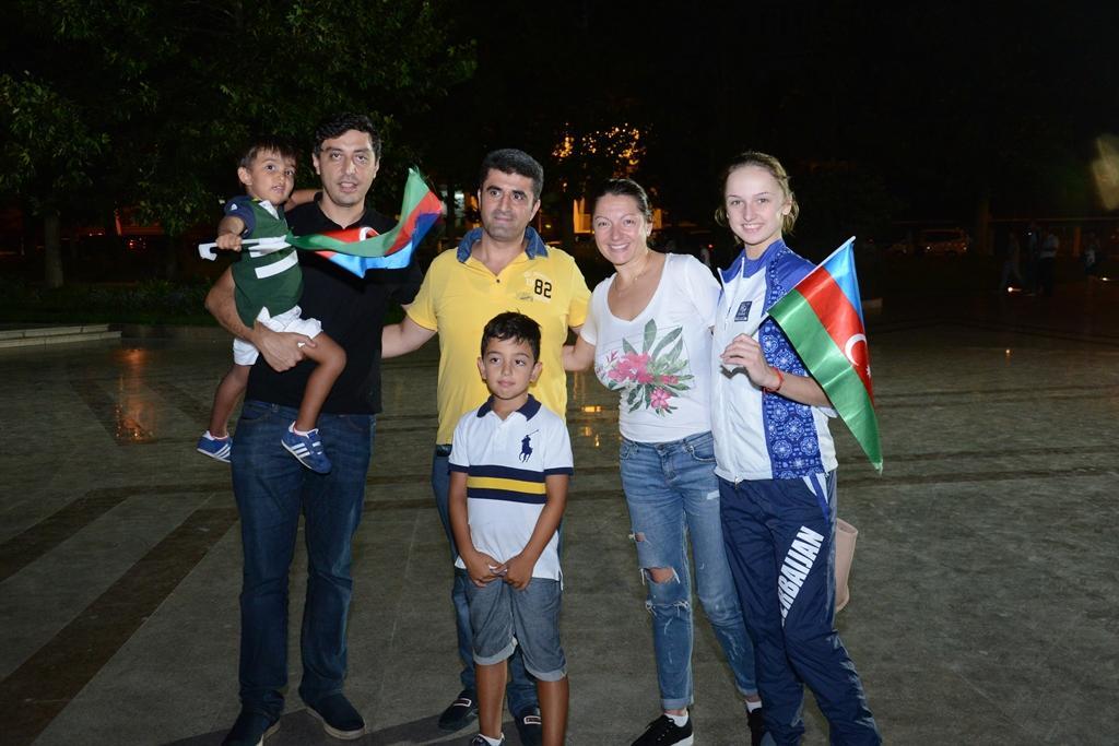 Азербайджанские олимпийцы посетили памятник Гейдару Алиеву