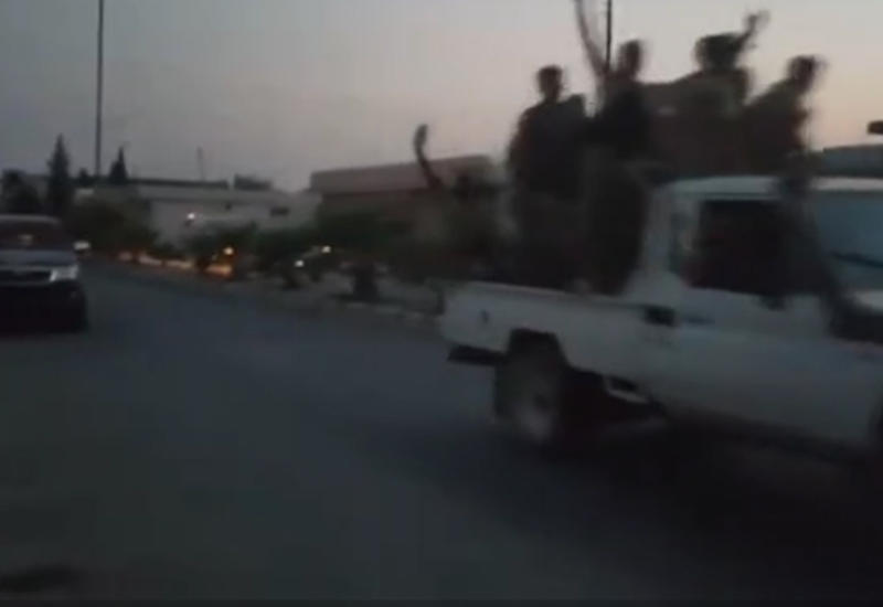 Боевики "ИГ" бегут от турецкого спецназа в Сирии