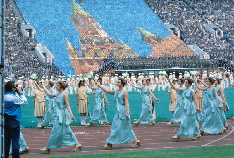 Исторические кадры с церемоний открытия Олимпийских игр в 1980 – 2012 годах