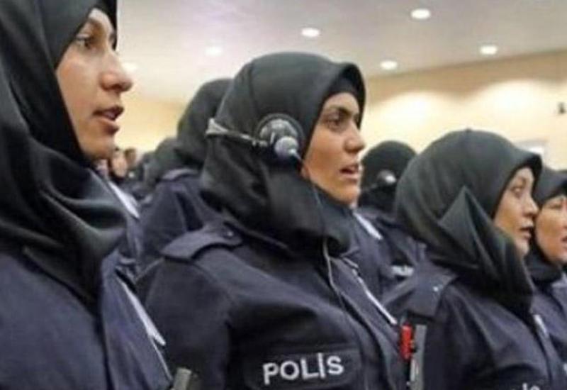 Türkiyədə qadın polislərin hicab geyinməsinə icazə verildi