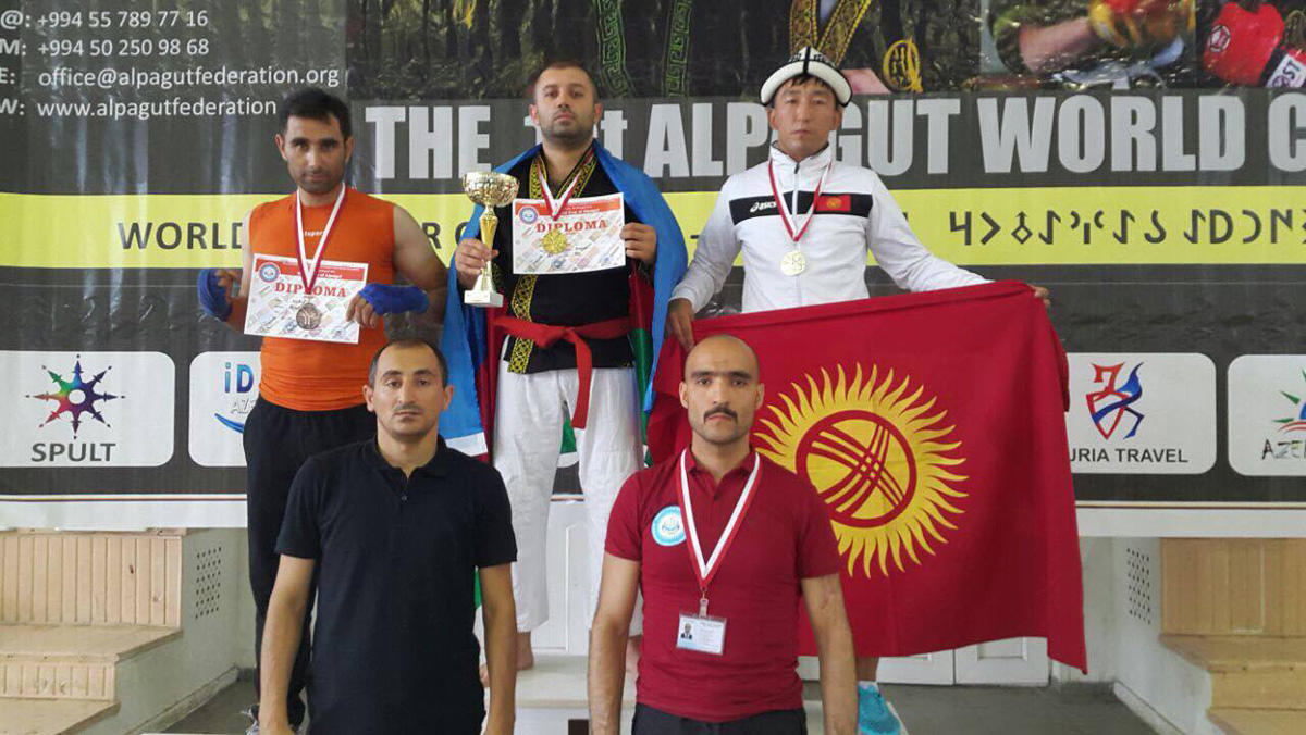 Азербайджанские бойцы победили на Кубке мира по алпагуту