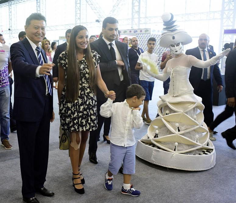 Выставочный зал Бакинской шахматной олимпиады вызывает большой интерес у любителей спорта
