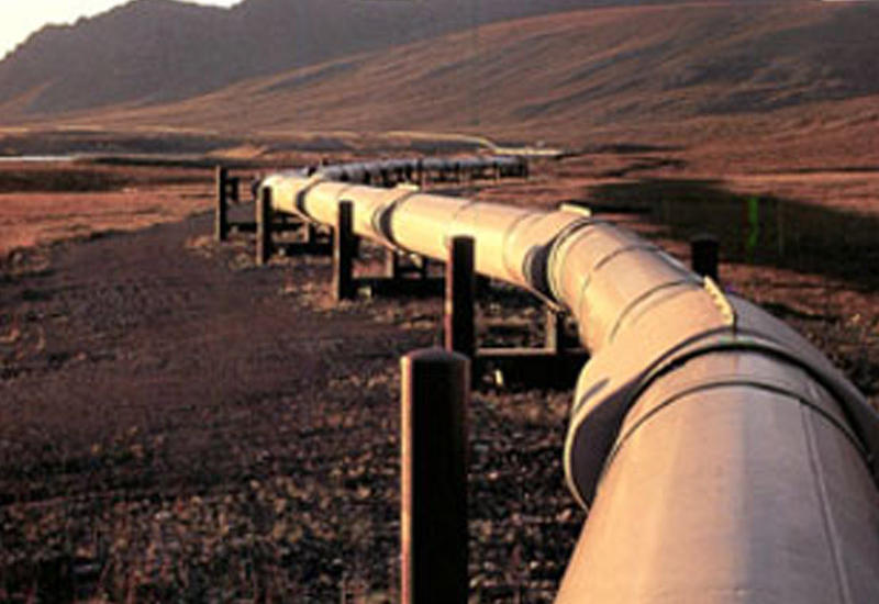 Казахстан планирует транспортировать нефть через Азербайджан