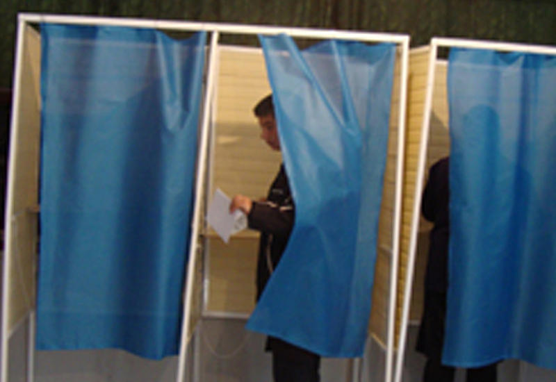 На 26 избирательных участках Пенитенциарной службы Азербайджана проводится голосование на референдуме