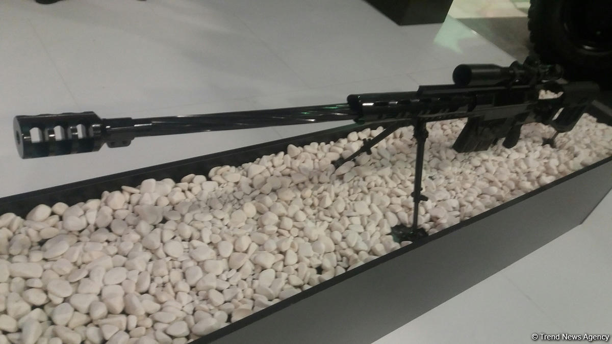 Азербайджан демонстрирует новую крупнокалиберную снайперскую винтовку на ADEX-2016