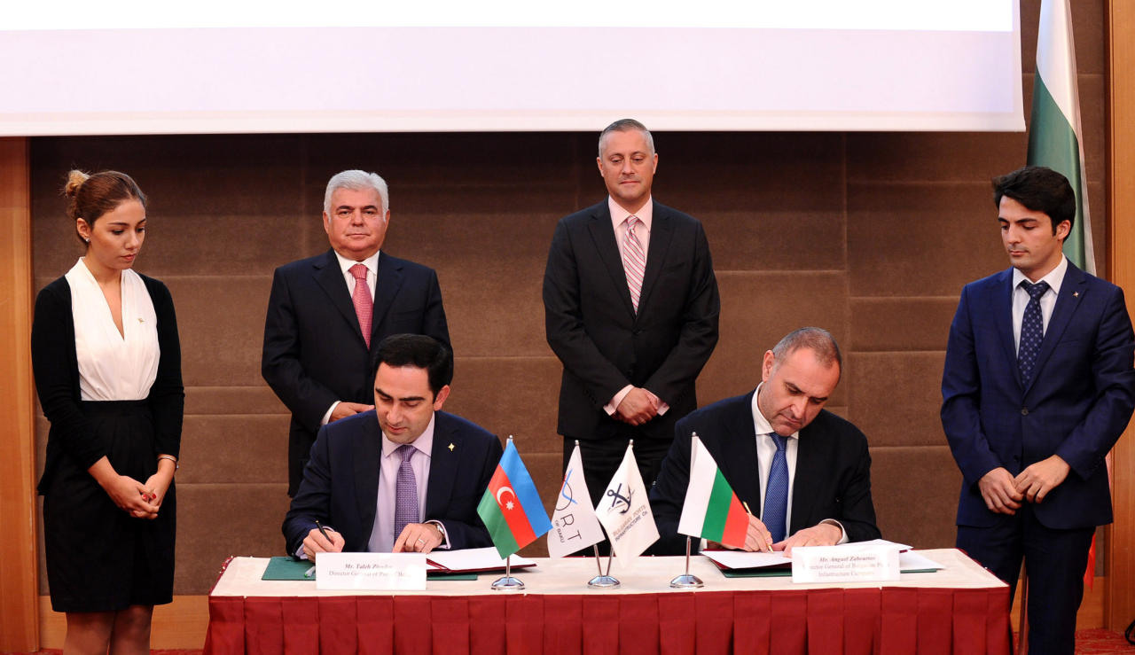 Азербайджан будет теснее сотрудничать с портами Болгарии