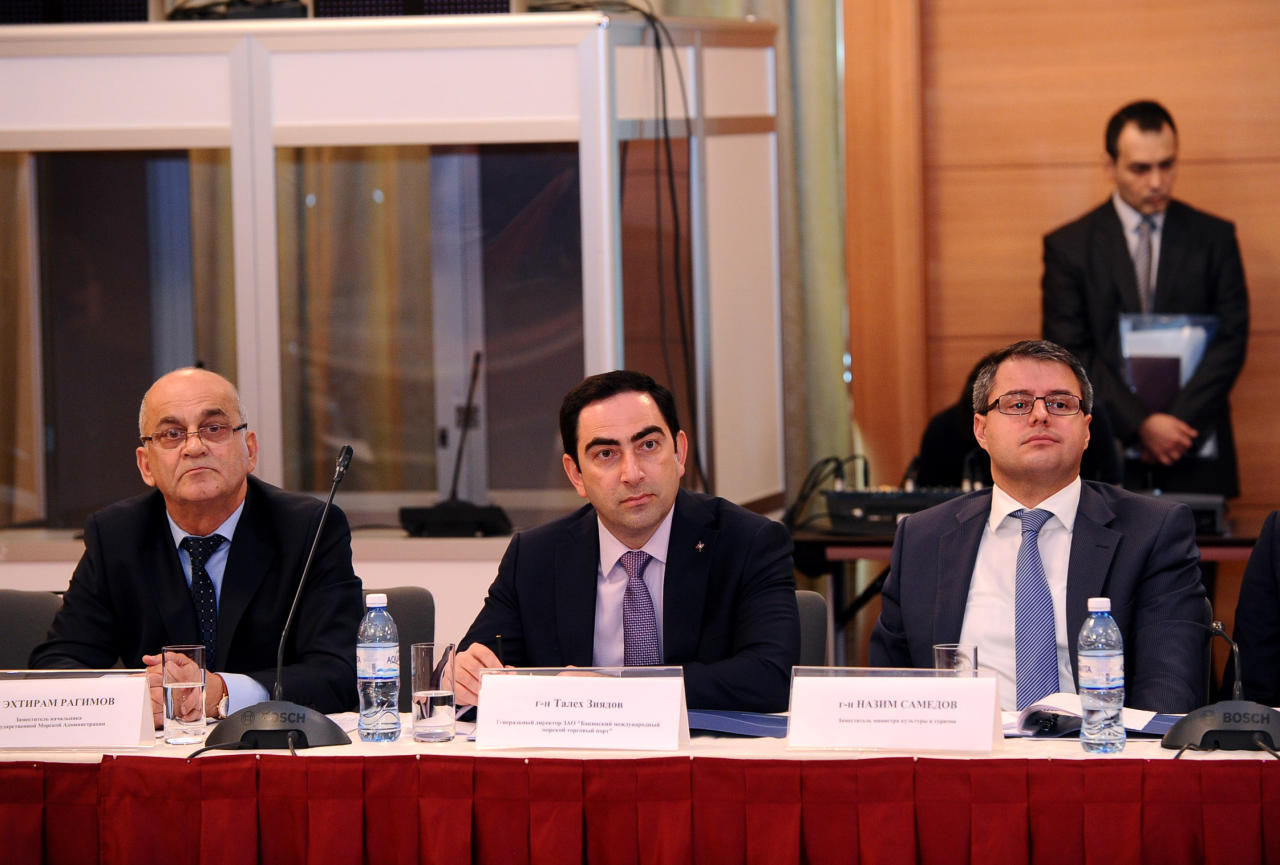 Азербайджан будет теснее сотрудничать с портами Болгарии