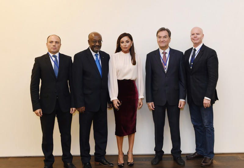 Первая леди Мехрибан Алиева встретилась с делегациями Сенатов Колумбии, Италии и заместителем гендиректора ЮНЕСКО