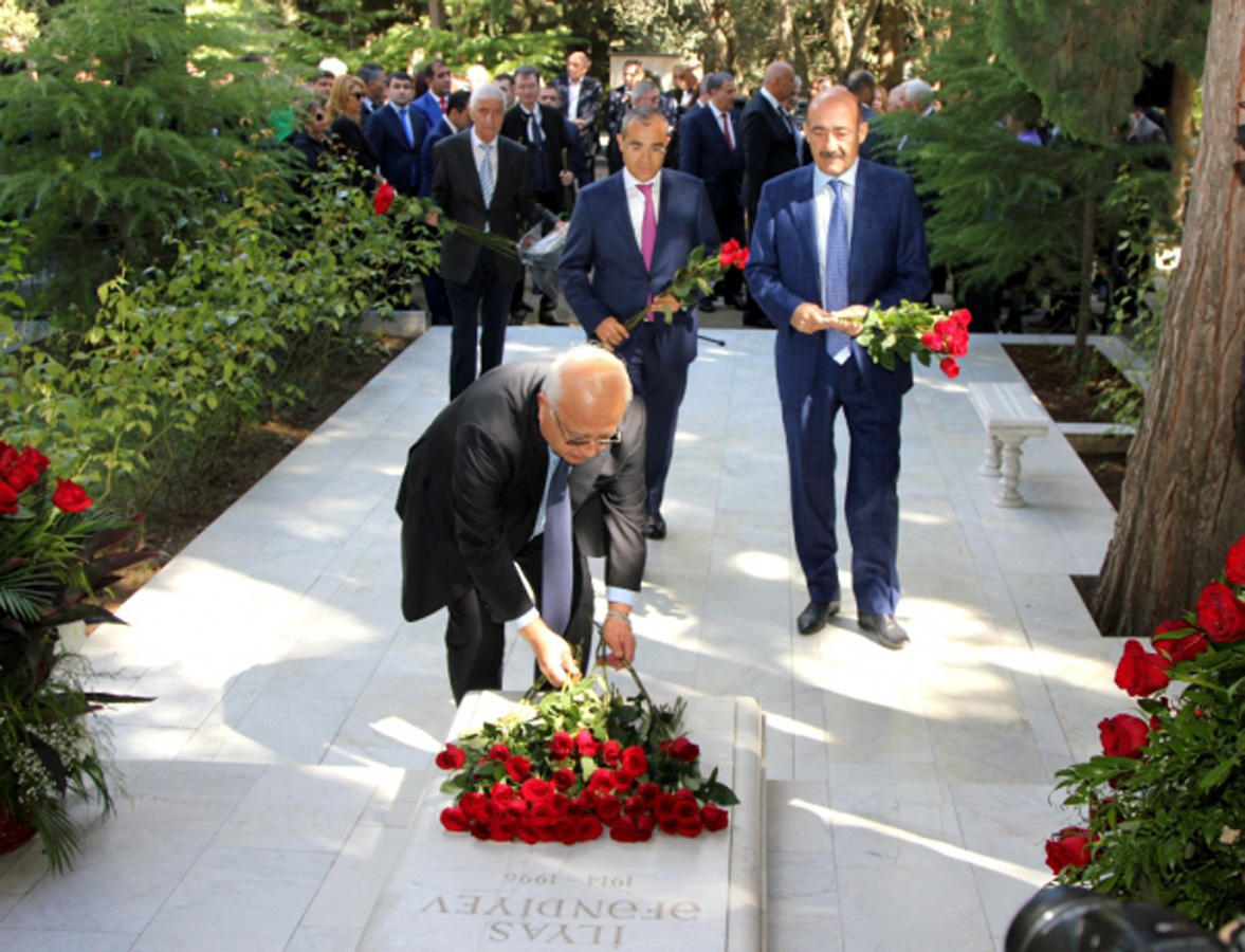 В Баку почтили память Ильяса Эфендиева