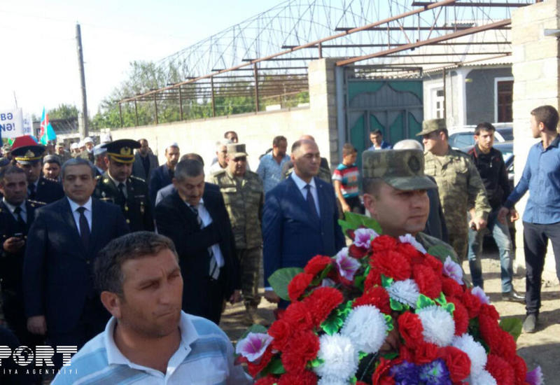 Азербайджанского шехида похоронили в Бардинском районе