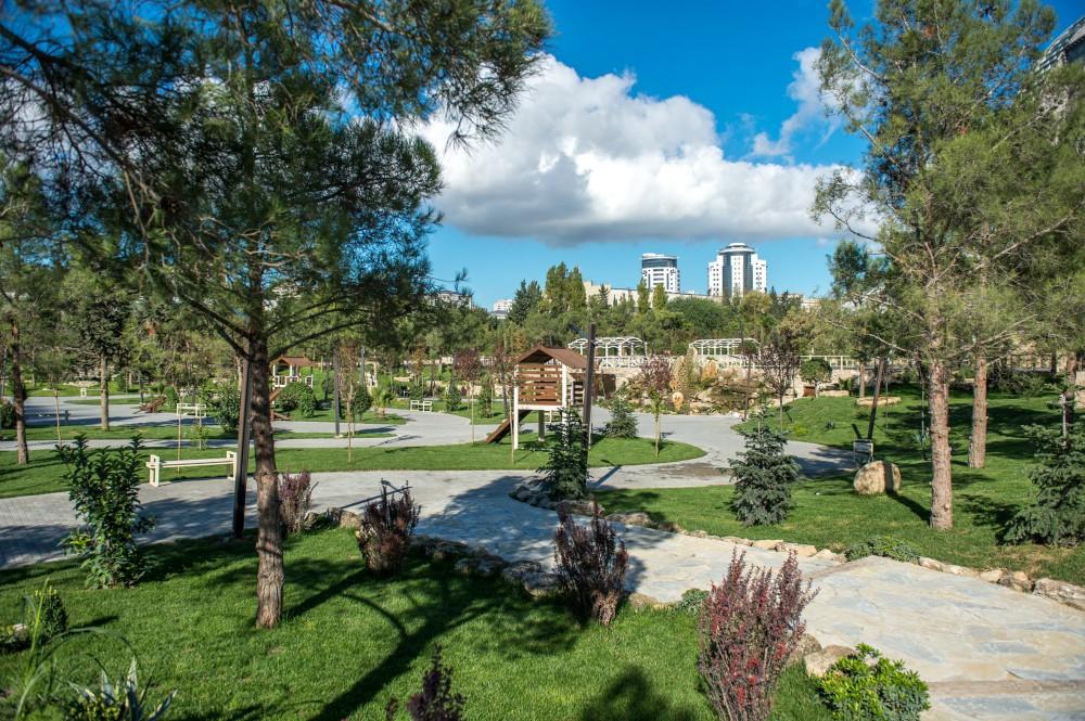 Новый парк "Sevirəm" в Баку