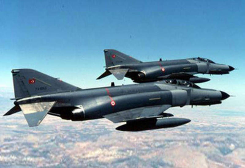 ВВС Турции провели операцию на севере Сирии