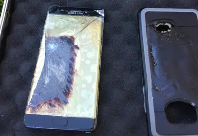 Три Samsung Galaxy Note 7 из "безопасной" партии сгорели в США