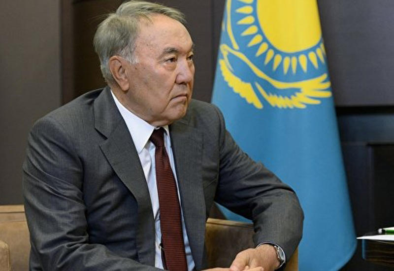 Назарбаев запретит бороды и черные женские одеяния в Казахстане