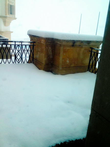 В Азербайджане выпал снег