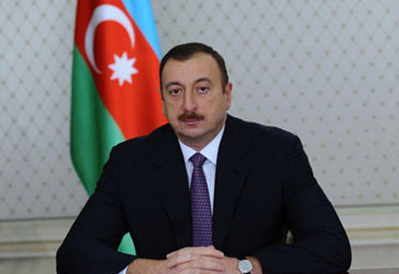 Президент Ильхам Алиев поздравил глав ОАЭ и Лаоса