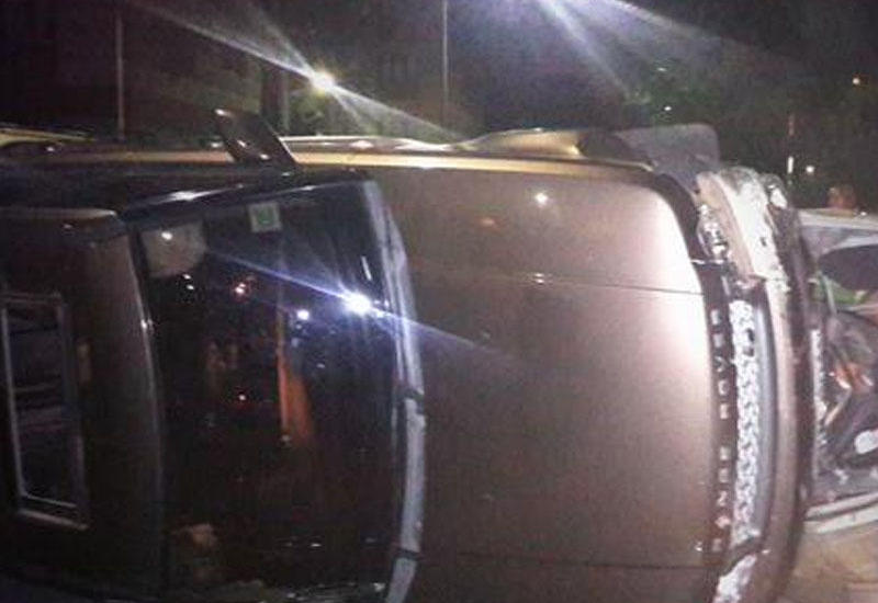 Türkiyədə "Range Rover" körpüdən aşdı, azərbaycanlı qadın yaralandı