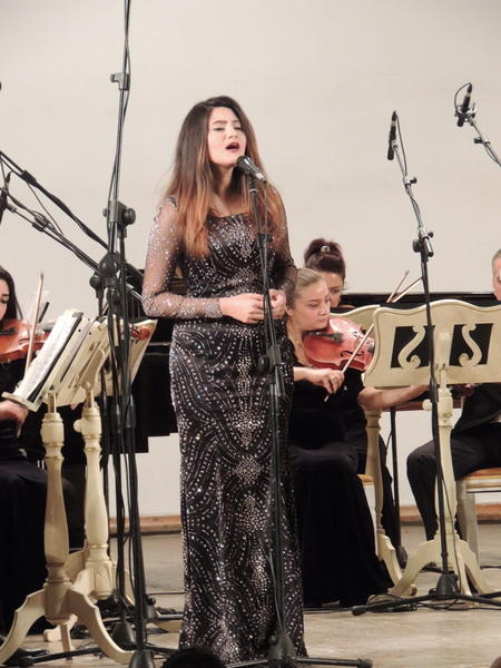 Проект "Gənclərə dəstək": Великолепный концерт на сцене Филармонии