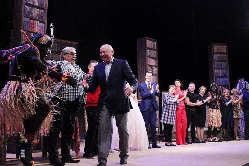 Премьера в Русской драме подарила зрителям невероятный вечер смеха