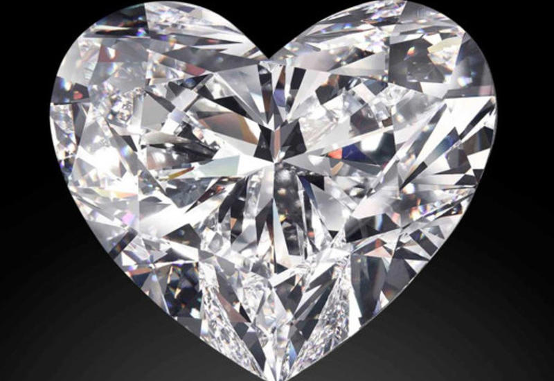 Создан самый большой в мире бриллиант в форме сердца