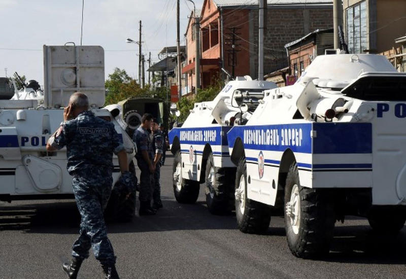 Отстрел полицейских в Ереване мог быть делом рук властей