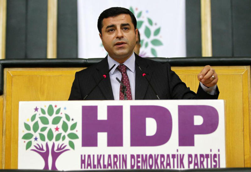 В Турции арестованы сопредседатели оппозиционной партии