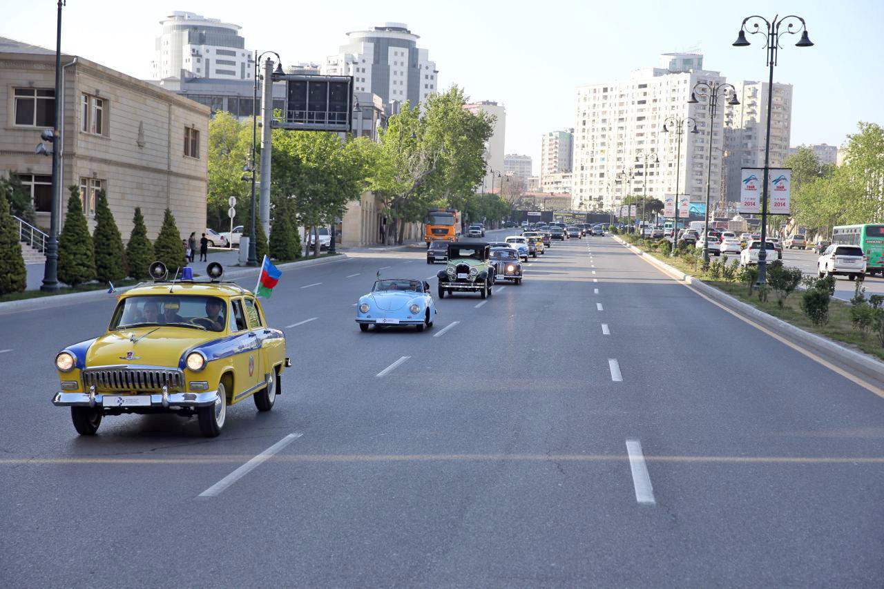 В День Государственного флага Автомобильная федерация Азербайджана проведет парад