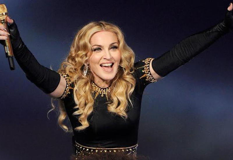 Журналисты выплатили Мадонне штраф за вторжение в частную жизнь