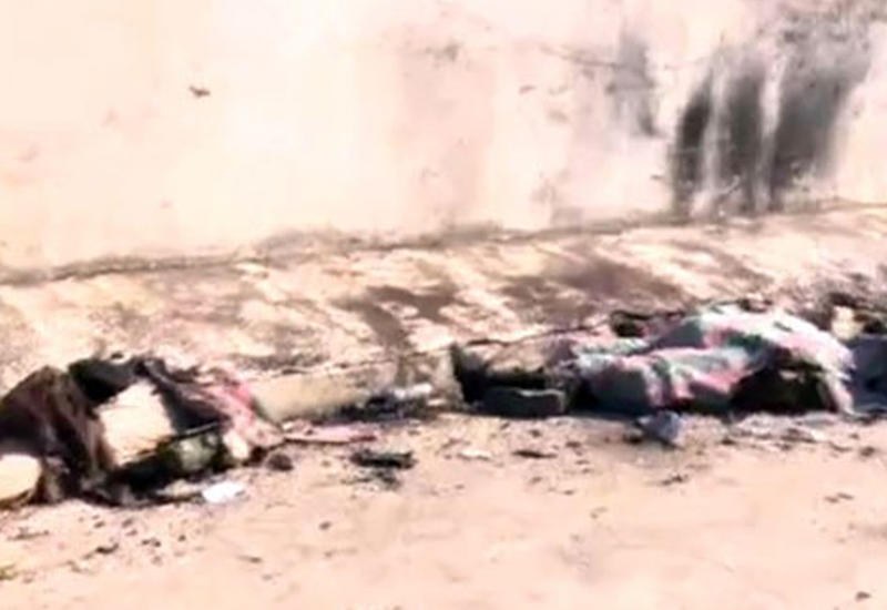 Mosul küçələrində terrorçu cəsədləri