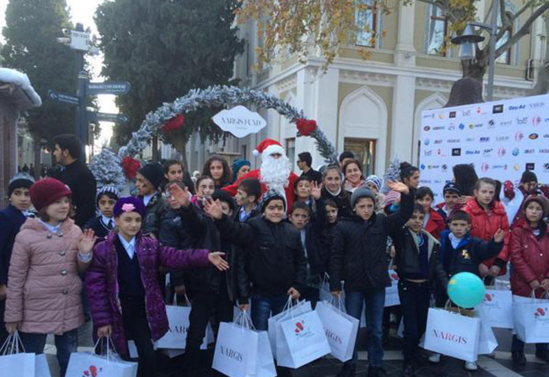 В Баку пройдет четвертая благотворительная ярмарка "Холодные руки - горячее сердце"