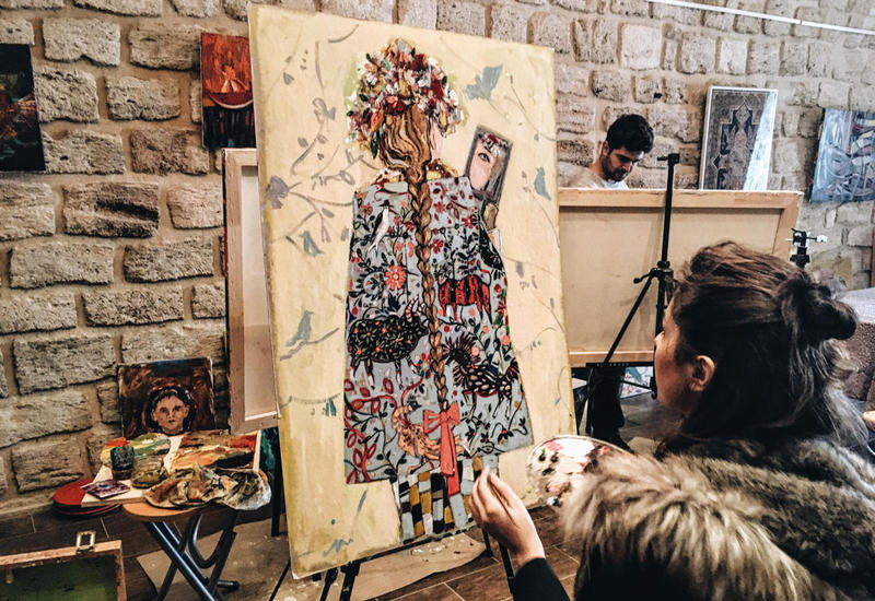 Молодежь создала творческую мастерскую в Ичеришехер
