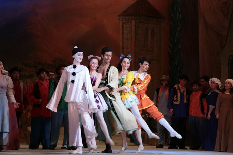 Великолепные «Паяцы» в Театре оперы и балета