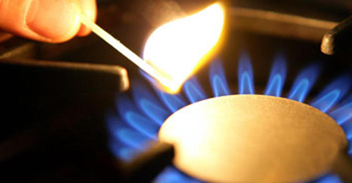 SOCAR 4 qəpiklik qazı bizə 20 qəpiyə satır?