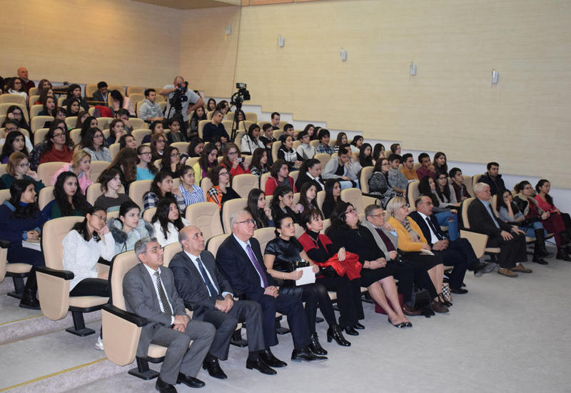 В Филиале МГУ имени М.В. Ломоносова в Баку прошло мероприятие, посвященное 305-летию со дня рождения Ломоносова