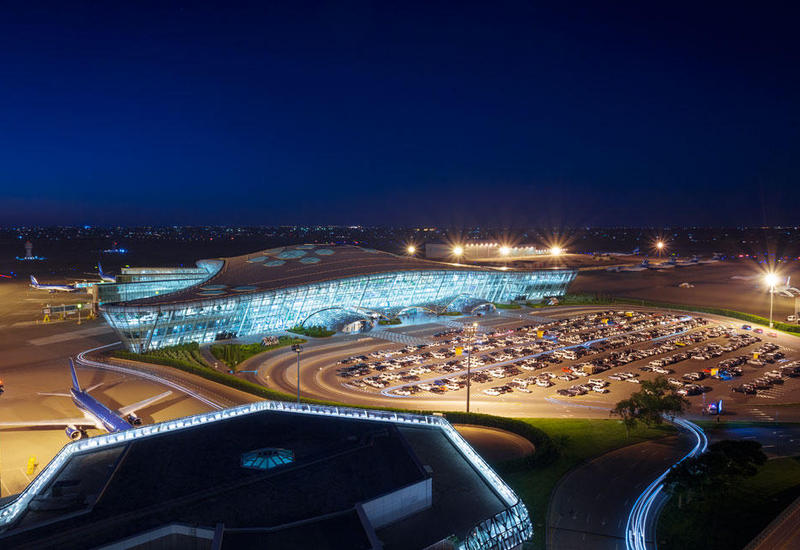Аэропорт Гейдар Алиев обслужил больше 3 миллионов пассажиров
