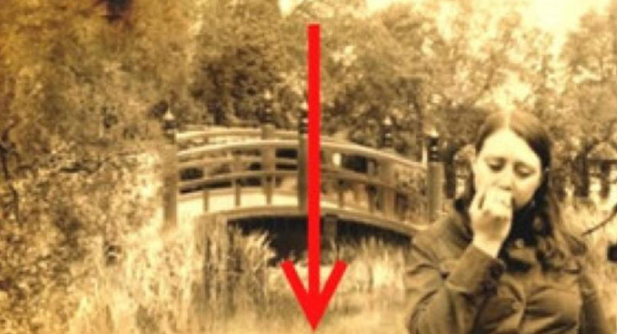Видеть на фотографии бывшего. Скрытые изображения на старых фотографиях. Старые фото загадки. Фотографии спрятать. Загадки на старых фотографиях.