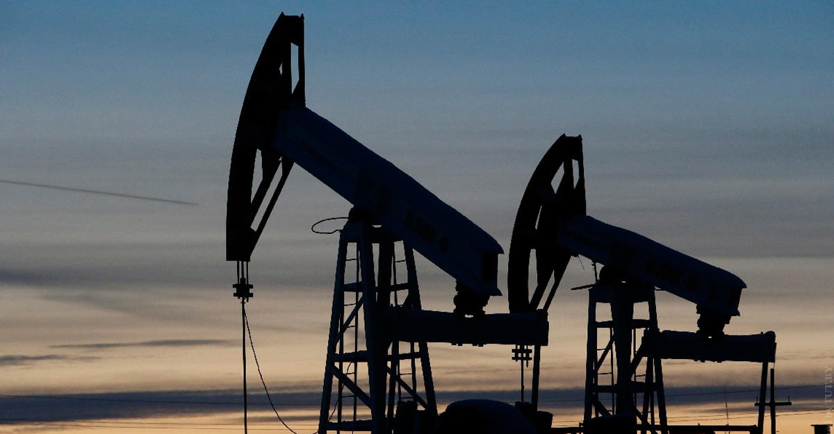Некоторые страны ОПЕК обсудили увеличение объема сокращения нефтедобычи