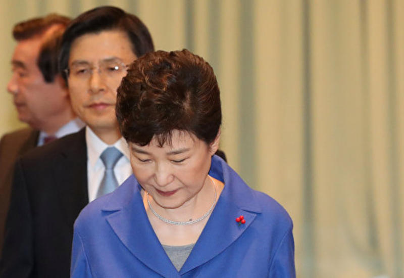 Экс-секретарь главы Южной Кореи признал передачу документов ее подруге