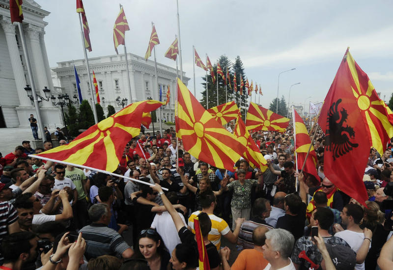 В Македонии завершилось голосование на досрочных парламентских выборах